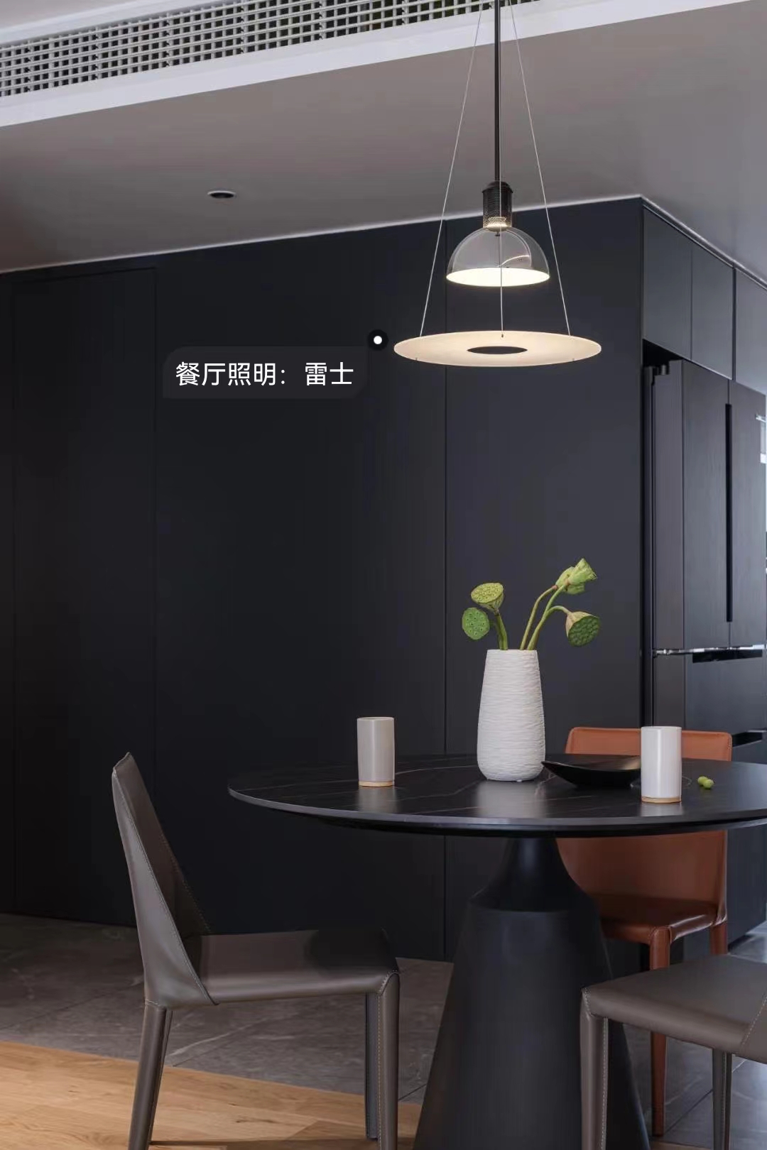 空間規劃師丨色彩層次映射功能變化，刪繁就簡的輕盈自宅