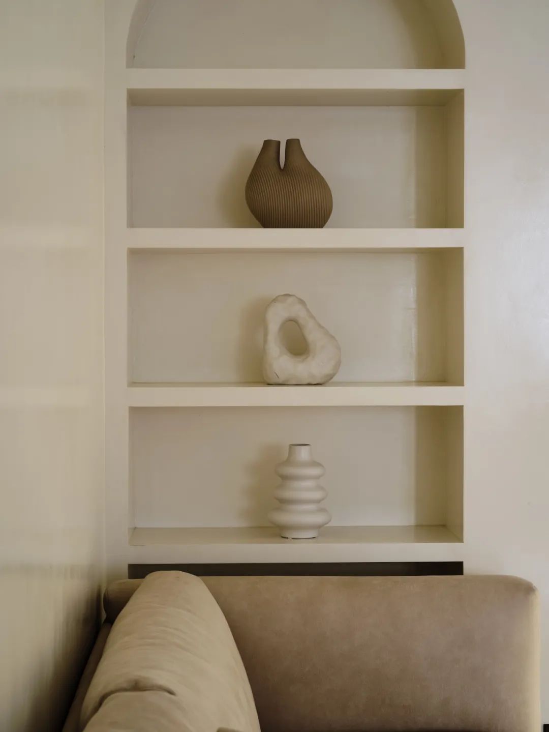 溫潤奶油風(fēng)~無用隔墻應(yīng)拆盡拆，宅家盡享“日月同輝”