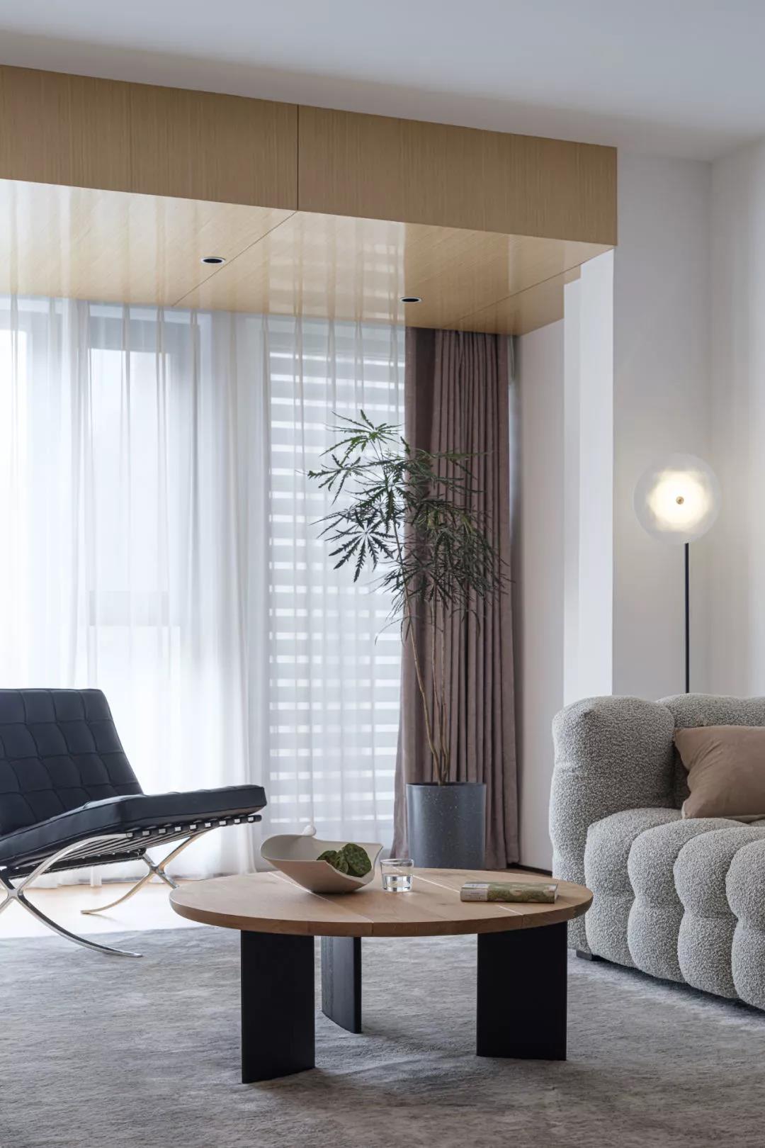 空間規劃師丨色彩層次映射功能變化，刪繁就簡的輕盈自宅