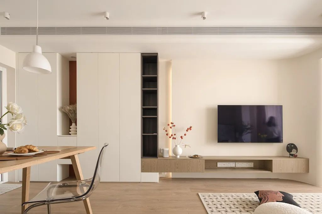 小戶型變大術丨異形結構“神”改造，可鹽可甜一屋N住