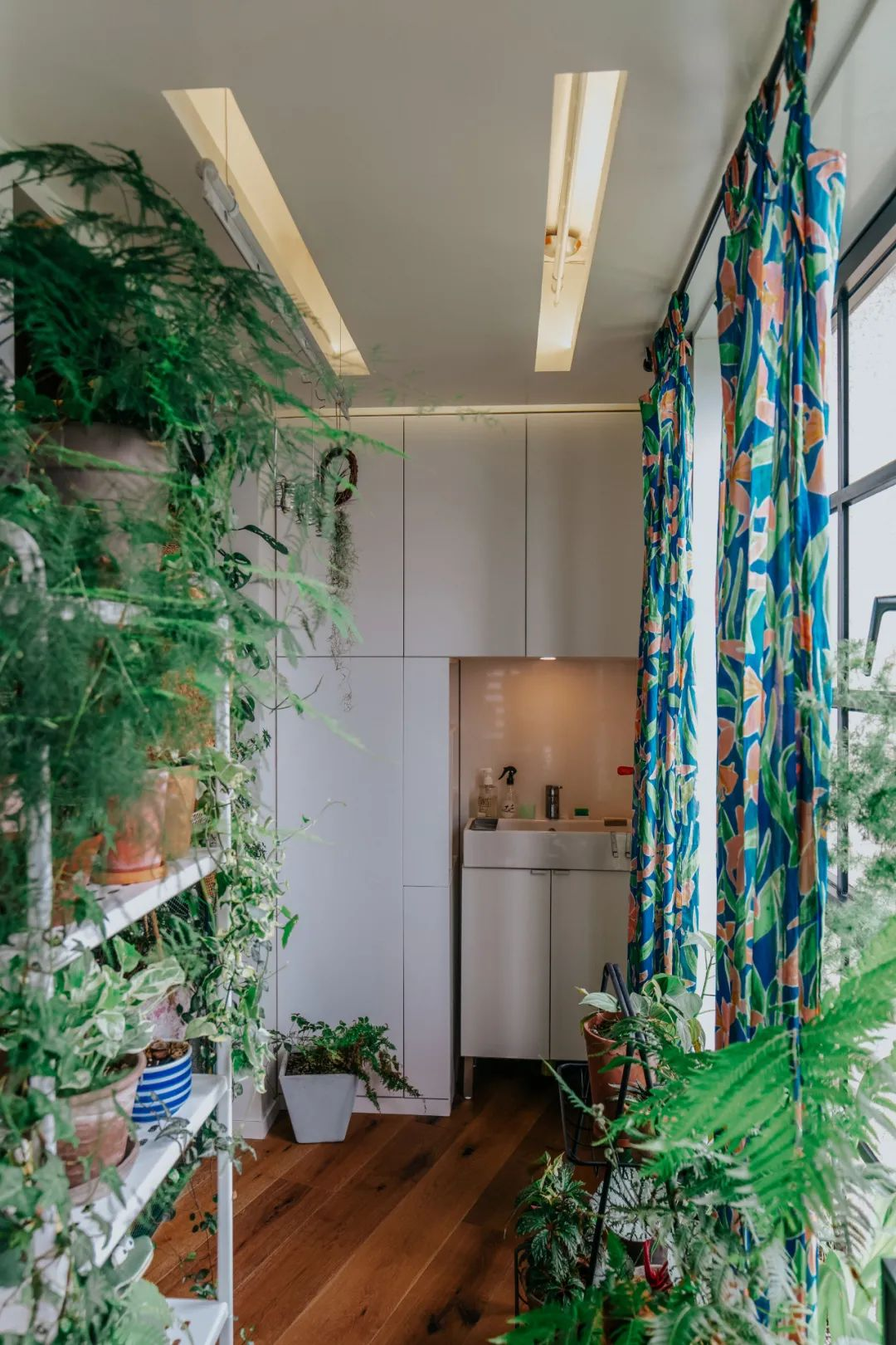 空間易容術丨60平打造民國風，全屋祖母綠帶你一鍵穿越