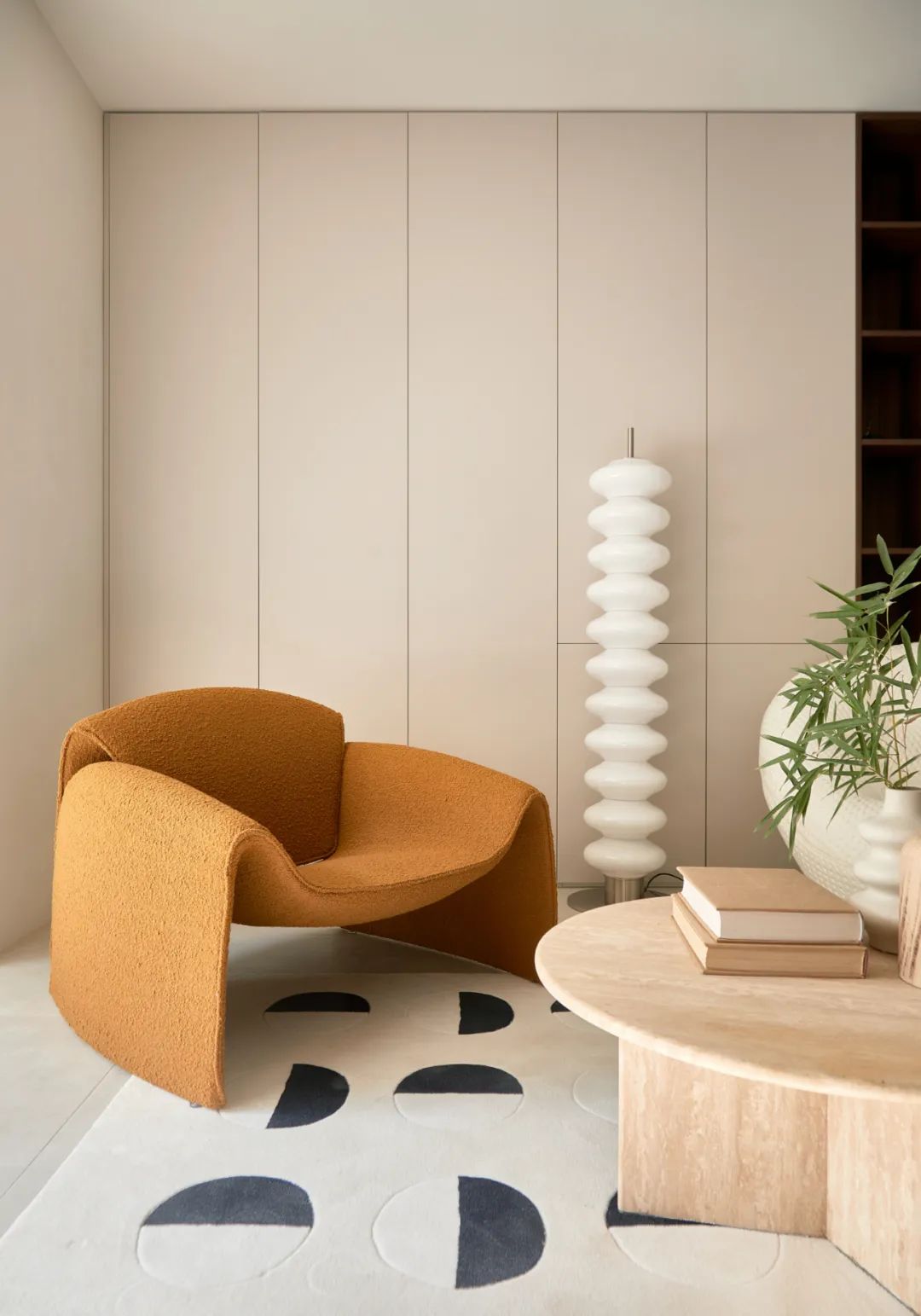 氛圍捕手丨前沿家私搭配時(shí)尚布設(shè)，渲染美女警察ins風(fēng)美宅