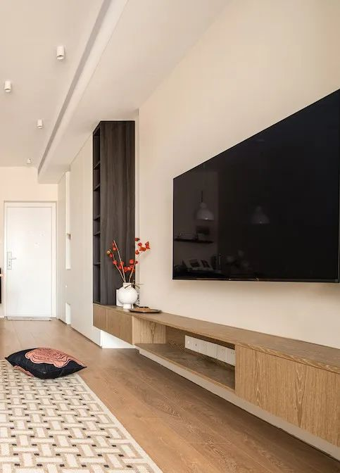 小戶型變大術丨異形結構“神”改造，可鹽可甜一屋N住