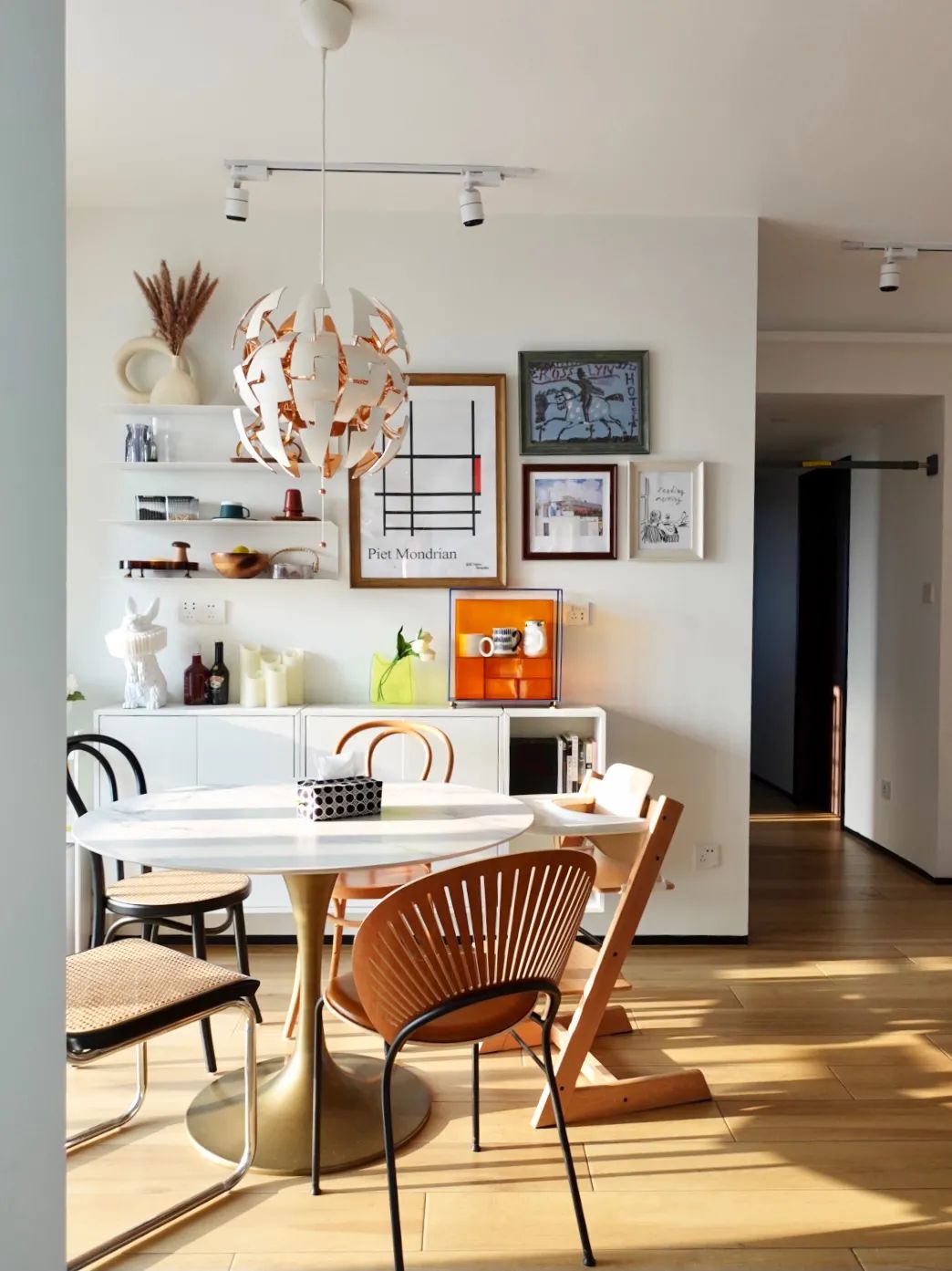 五口之家江景美宅，填滿生活0雜物，孩子習慣養(yǎng)成教科書