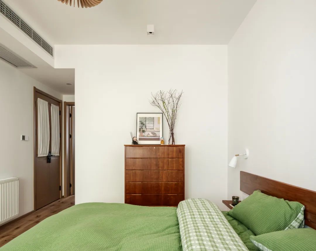 空間規劃師丨色彩層次映射功能變化，刪繁就簡的輕盈自宅