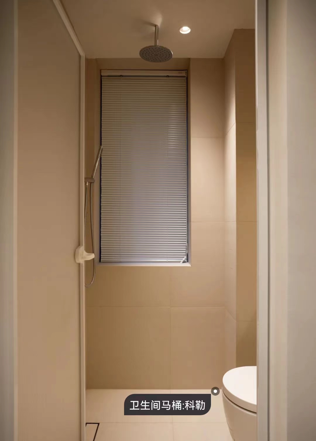 氛圍捕手丨前沿家私搭配時(shí)尚布設(shè)，渲染美女警察ins風(fēng)美宅