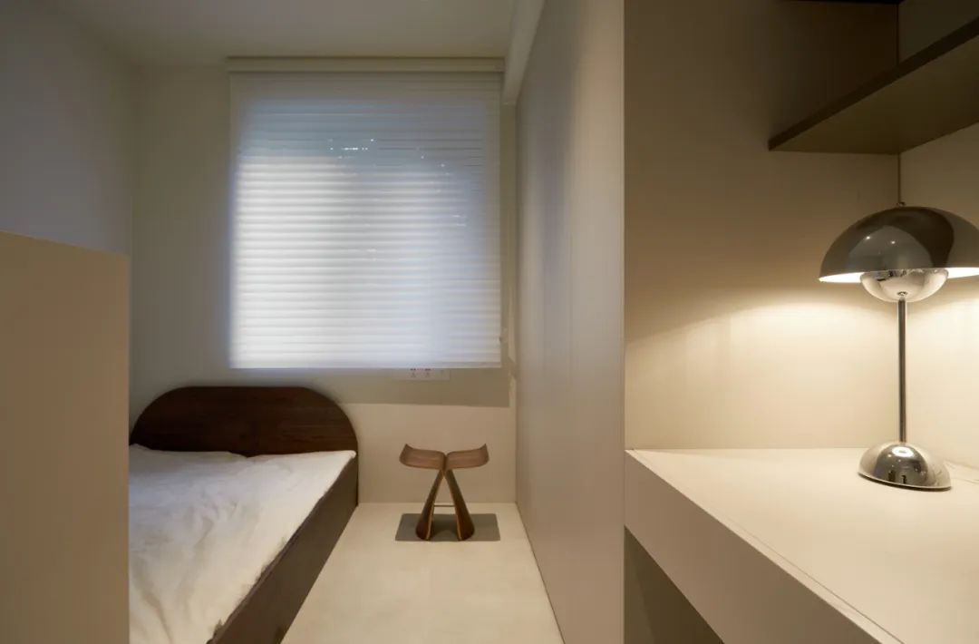 氛圍捕手丨前沿家私搭配時(shí)尚布設(shè)，渲染美女警察ins風(fēng)美宅