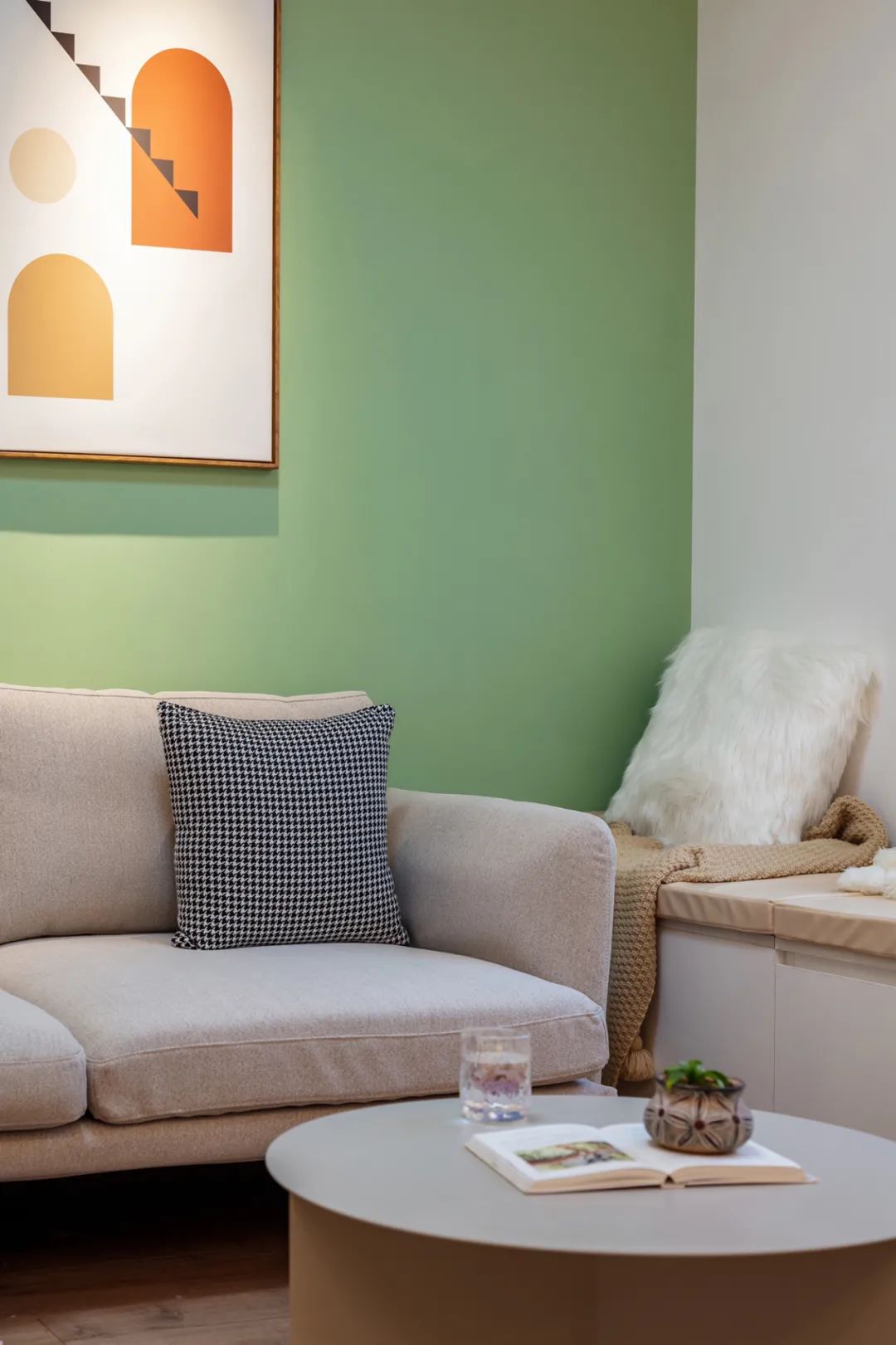 85㎡塞進多功能客廳，異戶型變成充滿巧思的北歐小家