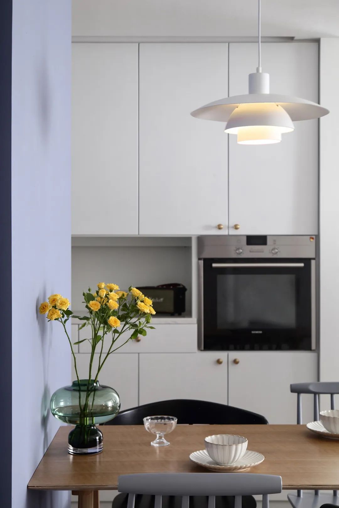 進(jìn)門就是5米收納柜，2改3小戶型，布局超多驚喜~