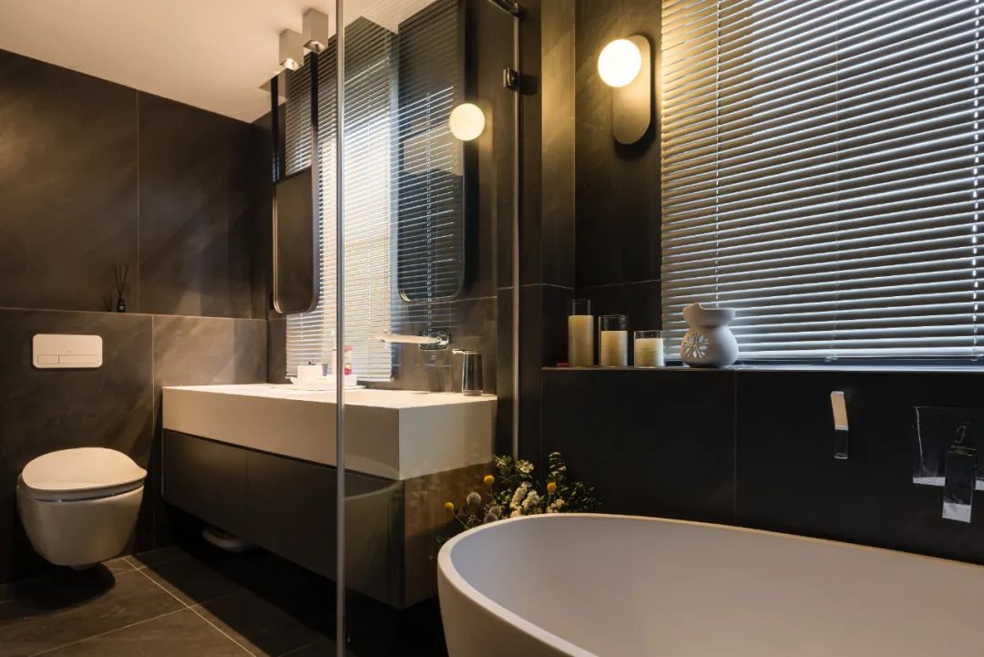 家有一小丨客廳滑滑梯，臥室涂鴉墻，居家帶娃新日常