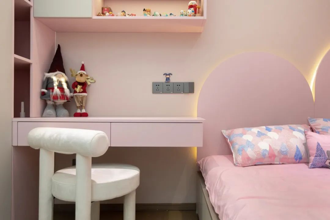 宅子只是睡覺的“窩”？NO，看這一家三口，就像住進詩歌