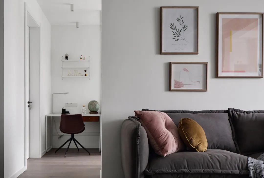 進(jìn)門就是5米收納柜，2改3小戶型，布局超多驚喜~