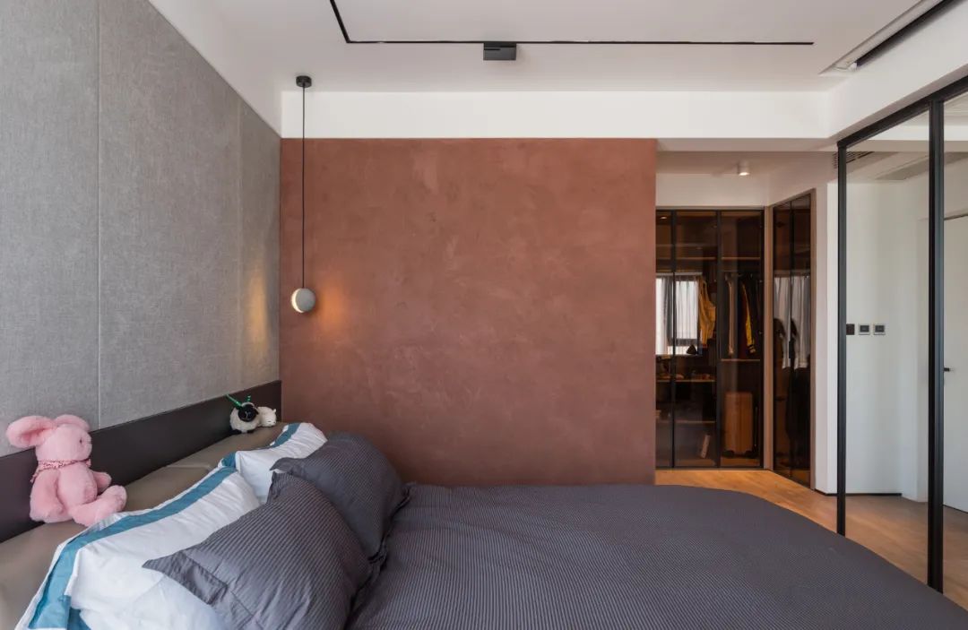 家有一小丨客廳滑滑梯，臥室涂鴉墻，居家帶娃新日常