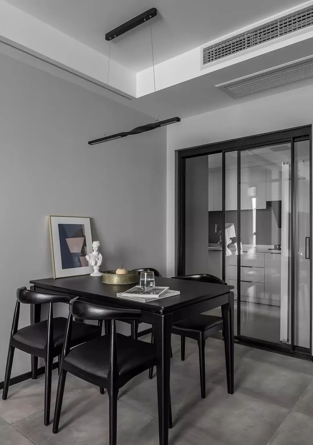 1人1貓隨心住，豐盈黑白簡約，潮酷boyの雅痞居