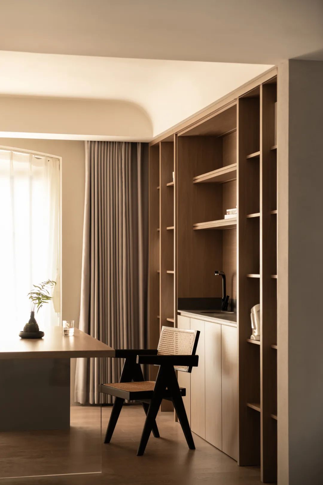 “去客廳化”有多爽?她家憑借異形窗+開放浴缸圈粉無數