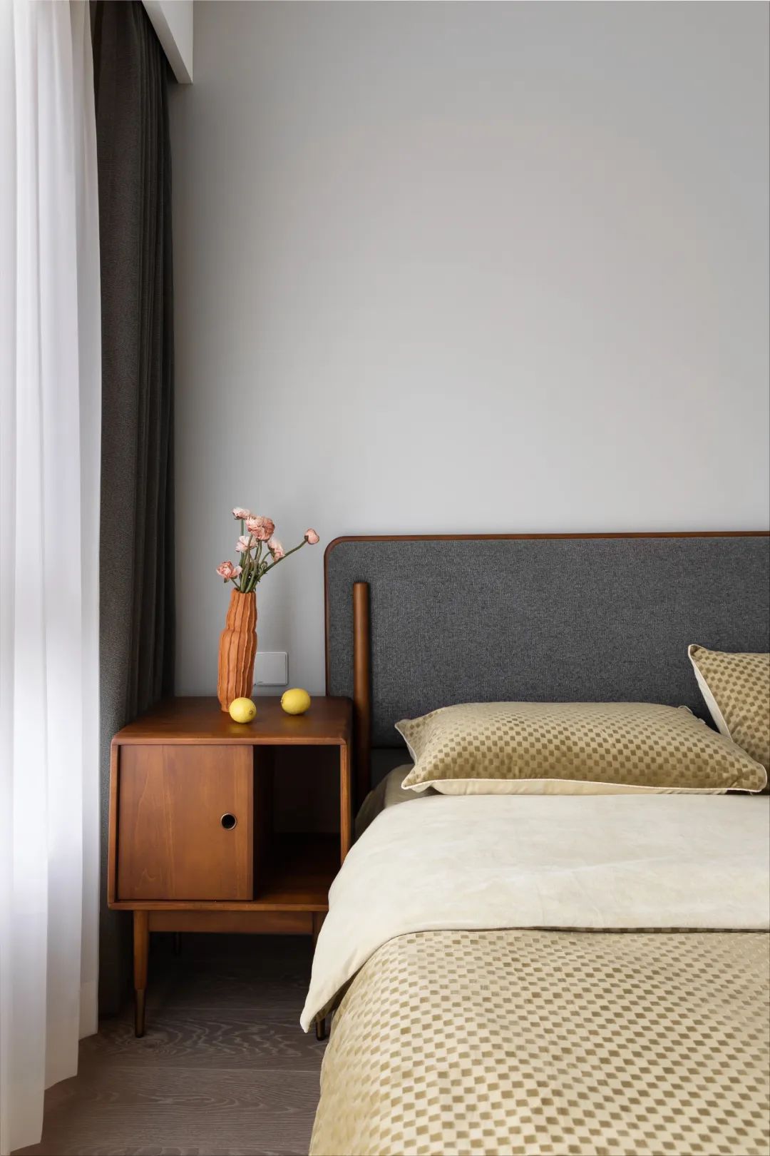 三代同堂坐擁中西式廚房+滑梯兒童房，看完我想住進去