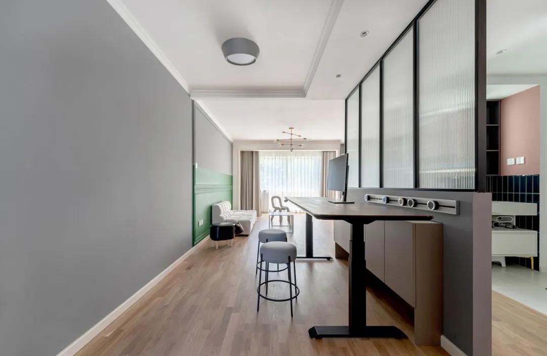 莫蘭迪色背景墻、廚房自帶落地窗...100㎡超治愈，快收藏