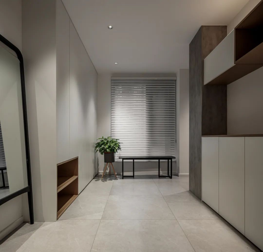 輕侘寂丨超大玄關(guān)，榻榻米陽臺(tái)，小資慢生活的靜謐空間