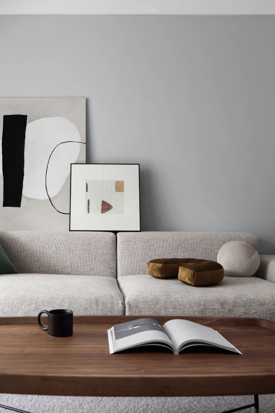 美女?dāng)z影師實(shí)力自寵，黑白灰小宅又美又溫柔，絕絕子～