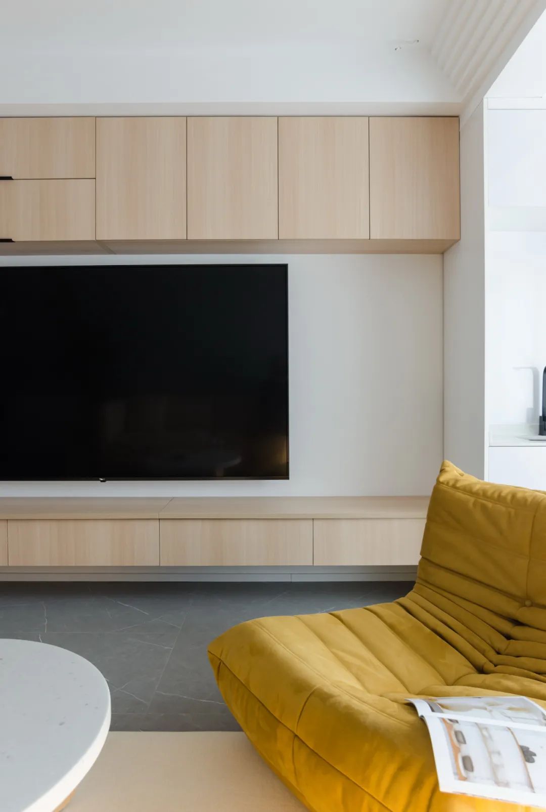 爸媽的晚年宜居宅丨玻璃廚房、吧臺、衣帽間，處處是驚喜