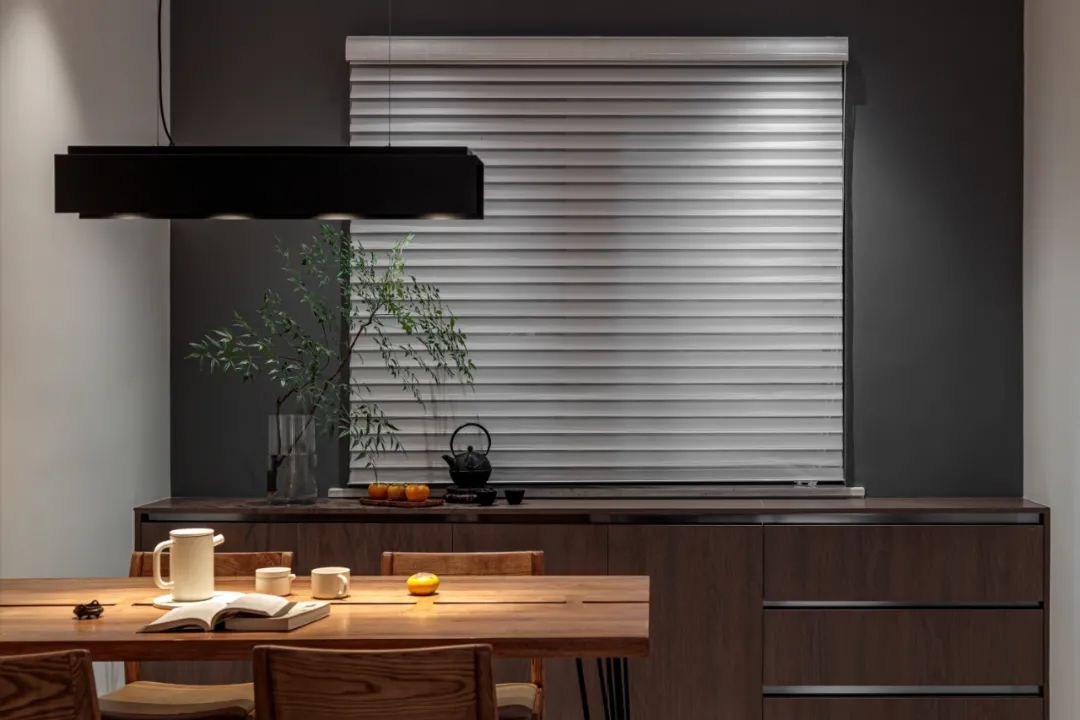 輕侘寂丨超大玄關(guān)，榻榻米陽臺(tái)，小資慢生活的靜謐空間