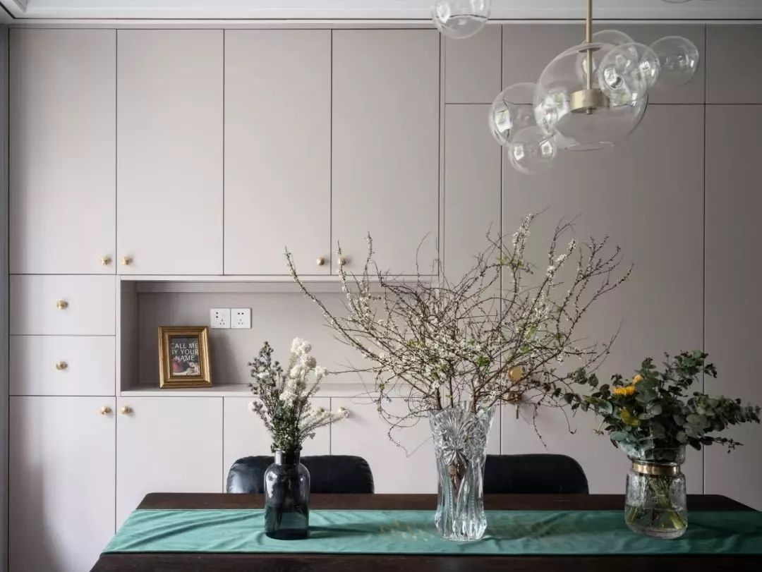 滬飄青年100㎡零死角高級(jí)范兒？這才是懶人該看的家	