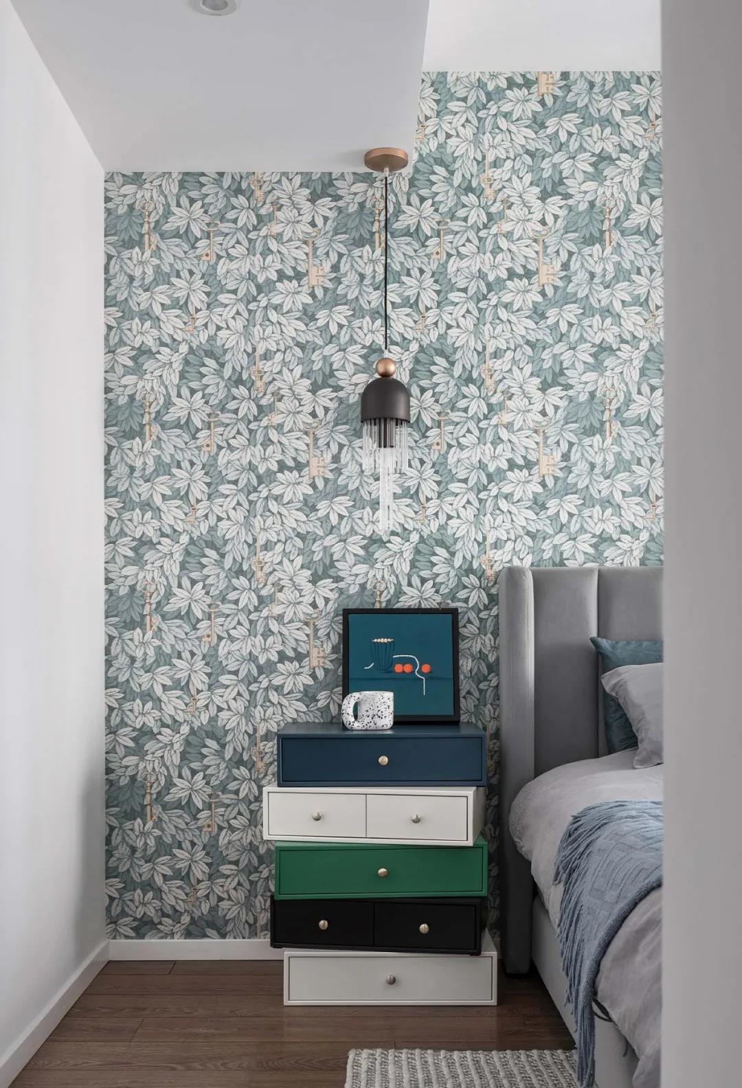 滬飄“富婆”一人住140㎡，三個(gè)臥室輪流睡？我酸了	