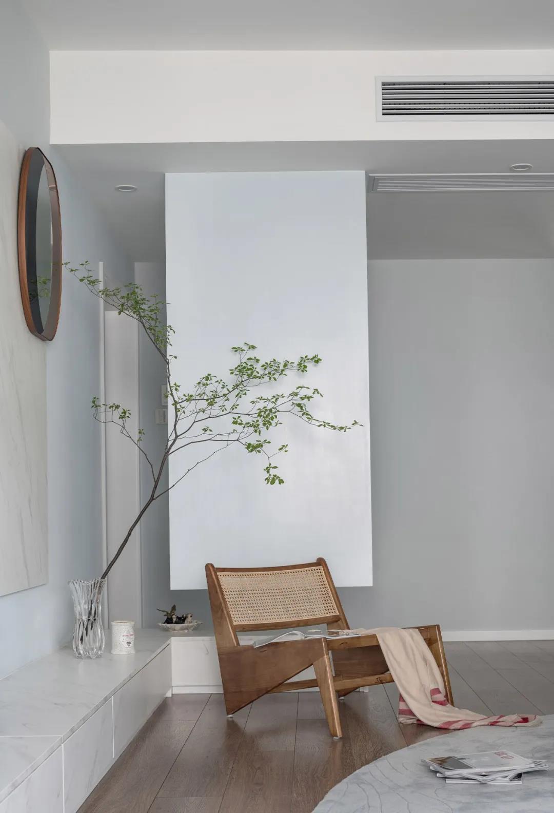 滬飄“富婆”一人住140㎡，三個(gè)臥室輪流睡？我酸了	