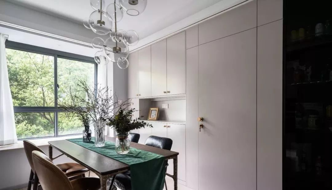 滬飄青年100㎡零死角高級(jí)范兒？這才是懶人該看的家	