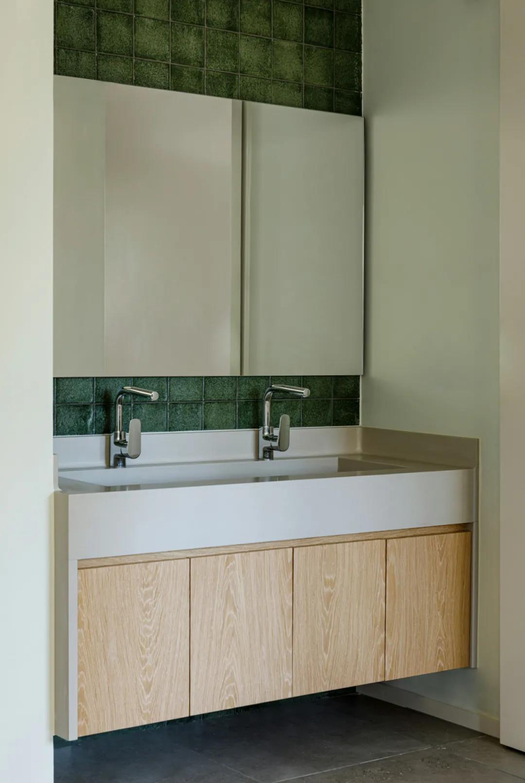 新宅巧設計，小3房「暗色變奏曲」完美詮釋less is more 