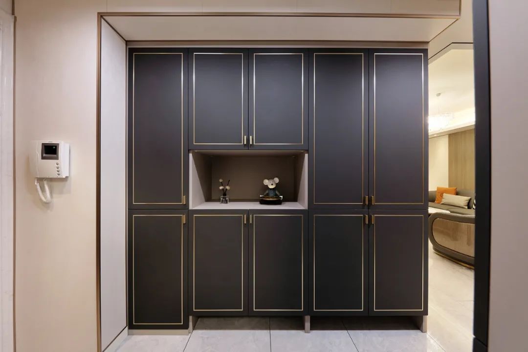 父母同住還有二娃！115㎡上海老房翻新，極限改造三居變四居！	