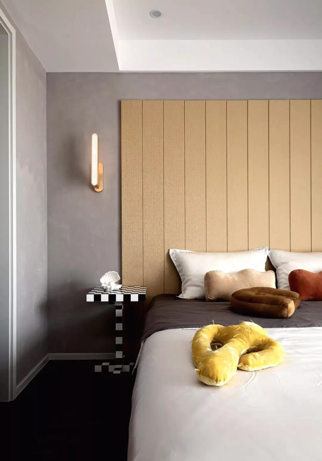 治愈系克萊因藍(lán)+落地窗書房，這套110㎡火爆朋友圈	