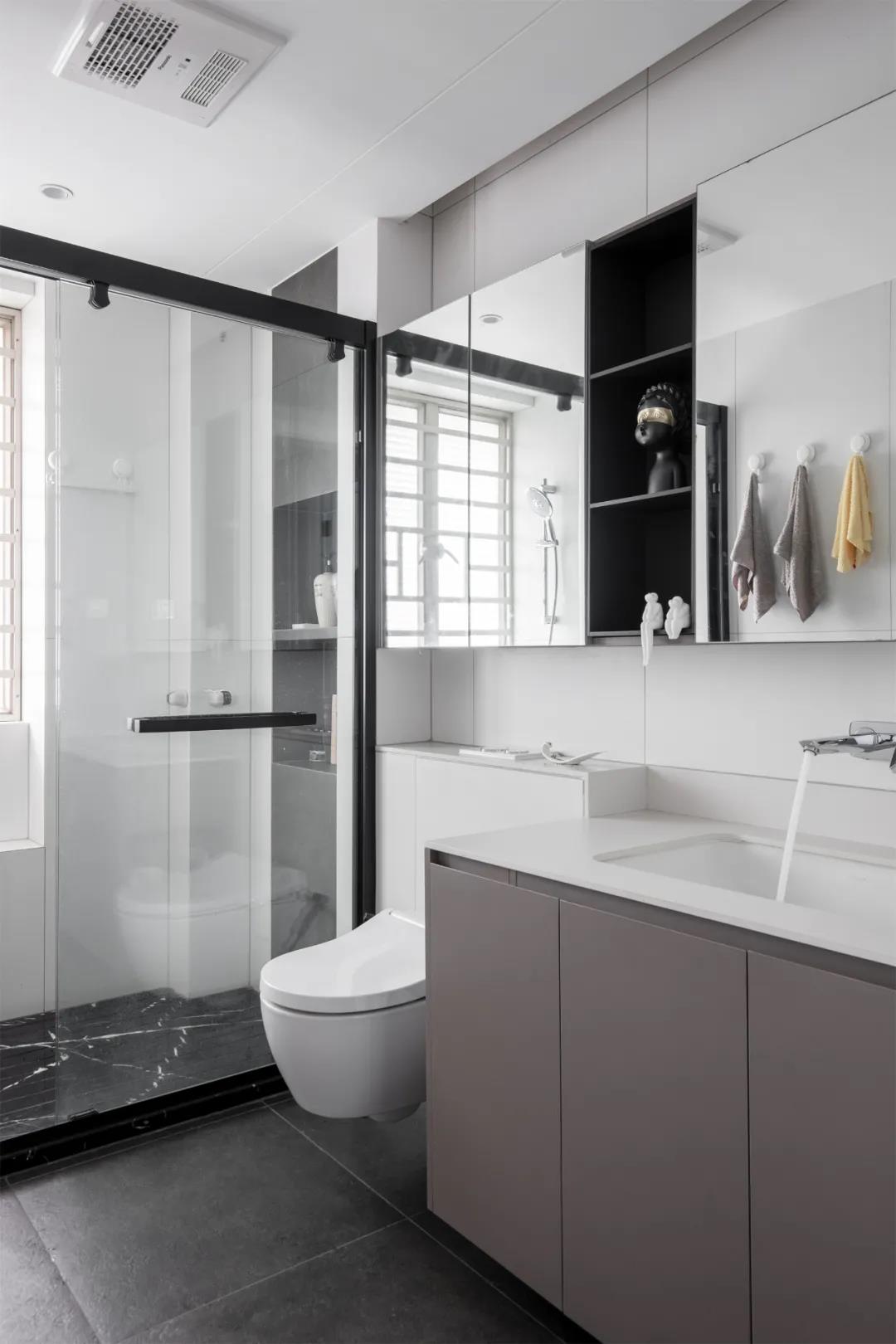 高級(jí)感大平層：飄窗別打通了！他家神奇改造多一室