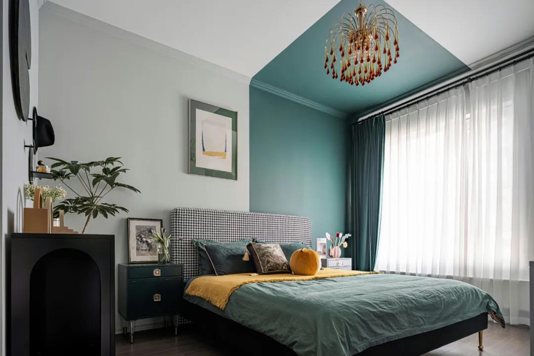 朋友非要全屋刷綠色，沒想到裝好后，堪比豪宅！	