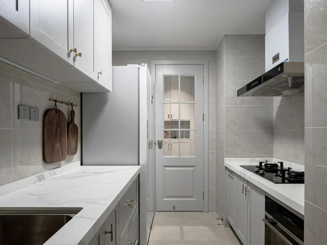 朋友非要全屋刷綠色，沒想到裝好后，堪比豪宅！	