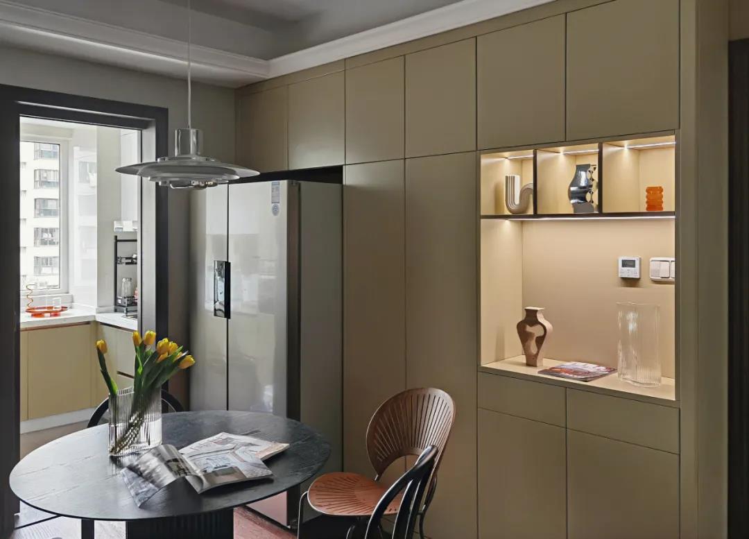 拯救中國(guó)式高飽和度老房，2022建議學(xué)學(xué)她家溫柔風(fēng)	