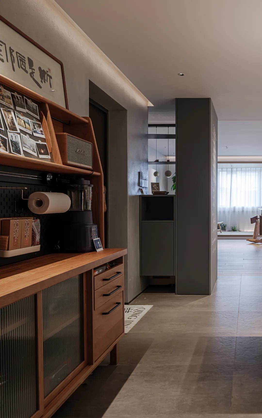 112㎡氛圍感upの元氣愛巢，把『休閑靜吧』搬進家	