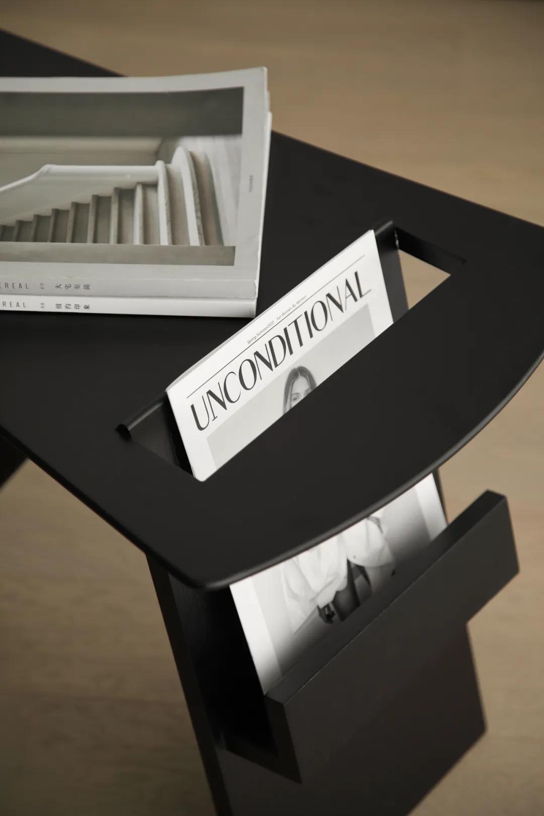 新時(shí)代夫妻的143㎡『黑白質(zhì)感家』，開啟心動(dòng)模式~