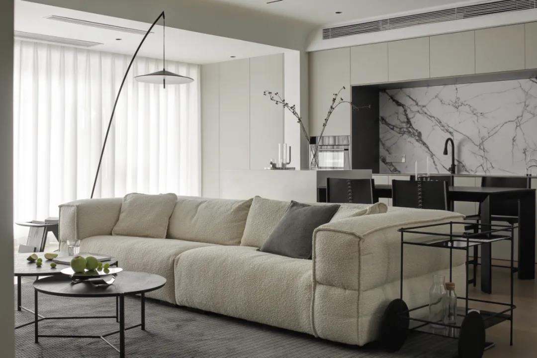 新時(shí)代夫妻的143㎡『黑白質(zhì)感家』，開啟心動(dòng)模式~