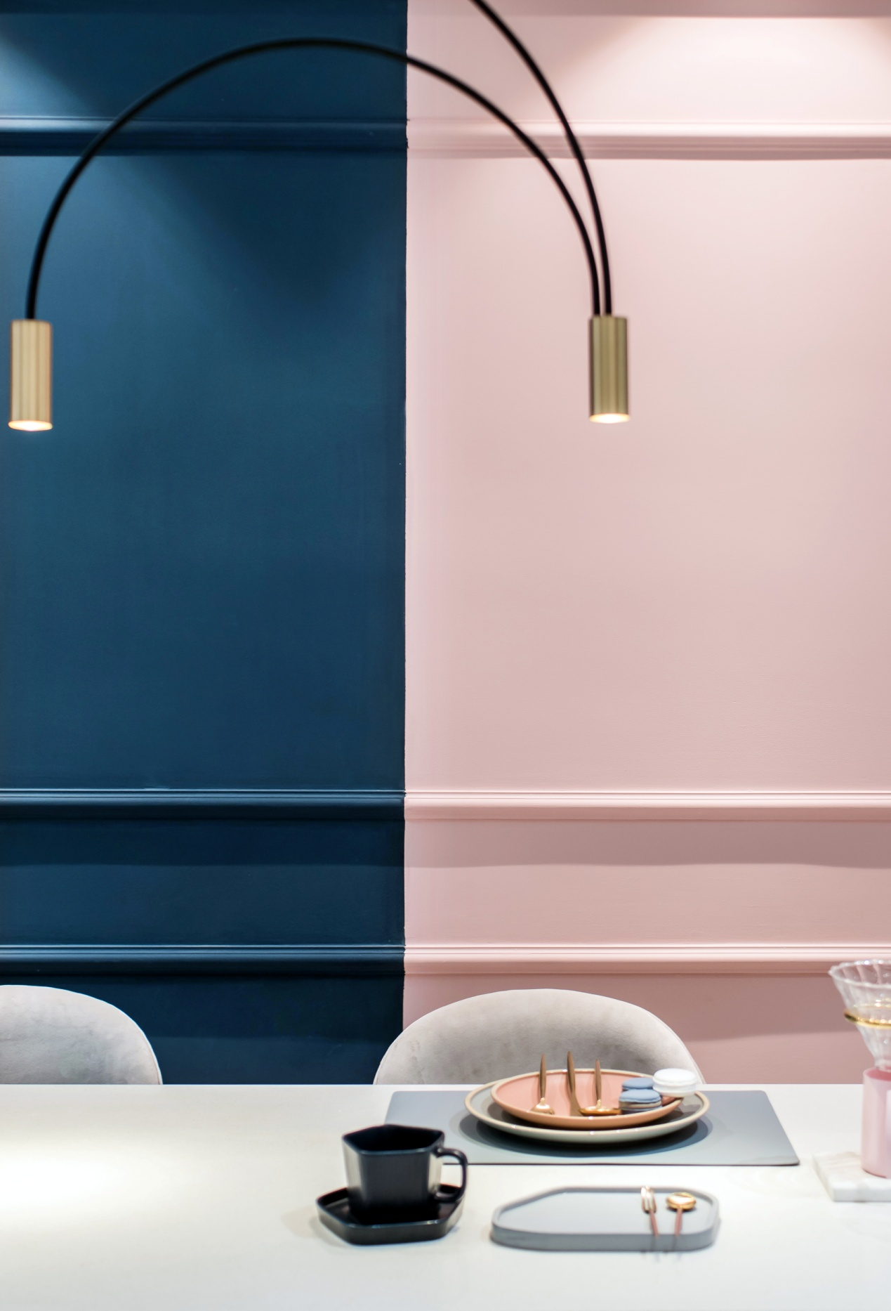 她家110㎡又藍又粉の野獸派設計，真是人間寶藏宅	