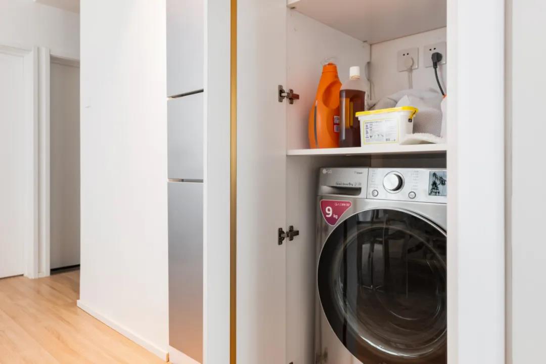 老房沒廳？80㎡三居變兩居，生活、會客、休閑面面俱到！