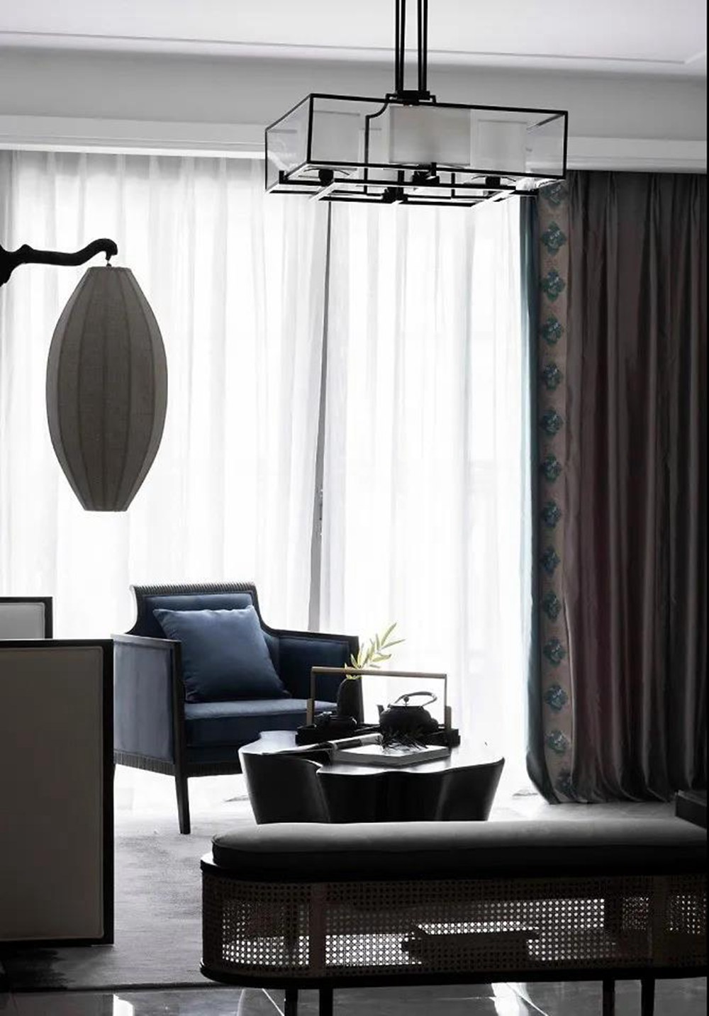 “國(guó)風(fēng)總裁”的新家，142㎡新中式三居做出獨(dú)立衣帽間，超有味