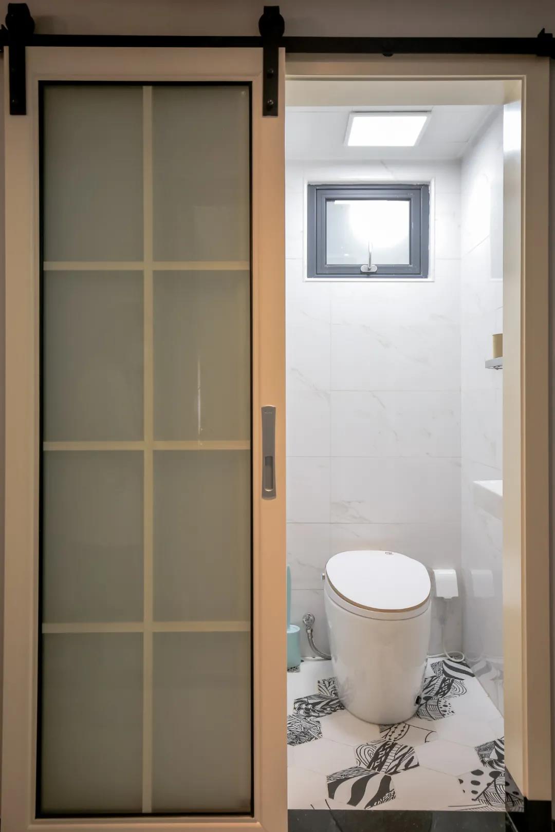 93㎡二居室老房改造，<4㎡也能衛(wèi)浴三分離，媽媽直呼太好用了！