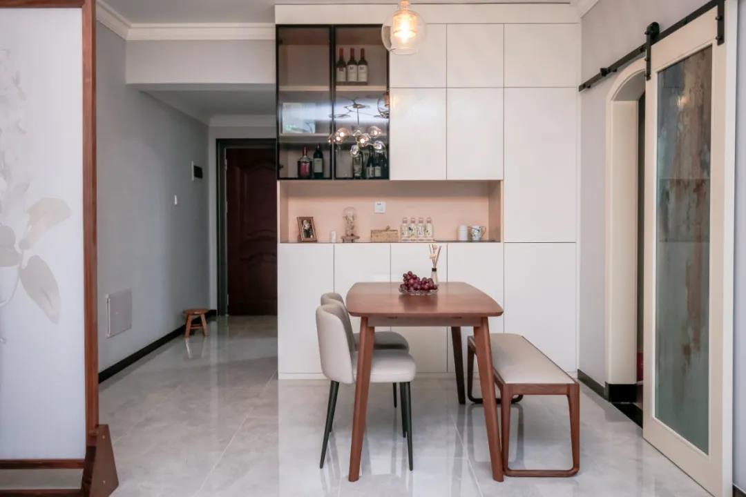 93㎡二居室老房改造，<4㎡也能衛(wèi)浴三分離，媽媽直呼太好用了！