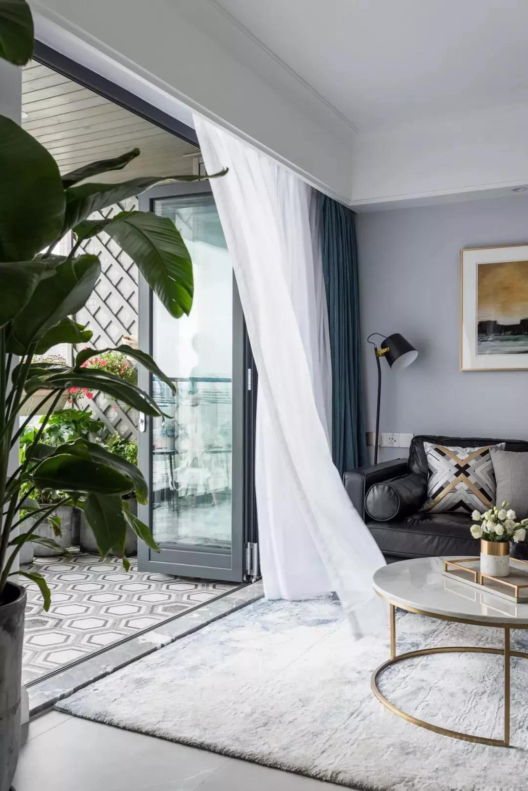 花園陽臺+閱讀式客廳 新晉奶爸13萬實現(xiàn)妻子輕奢美式夢