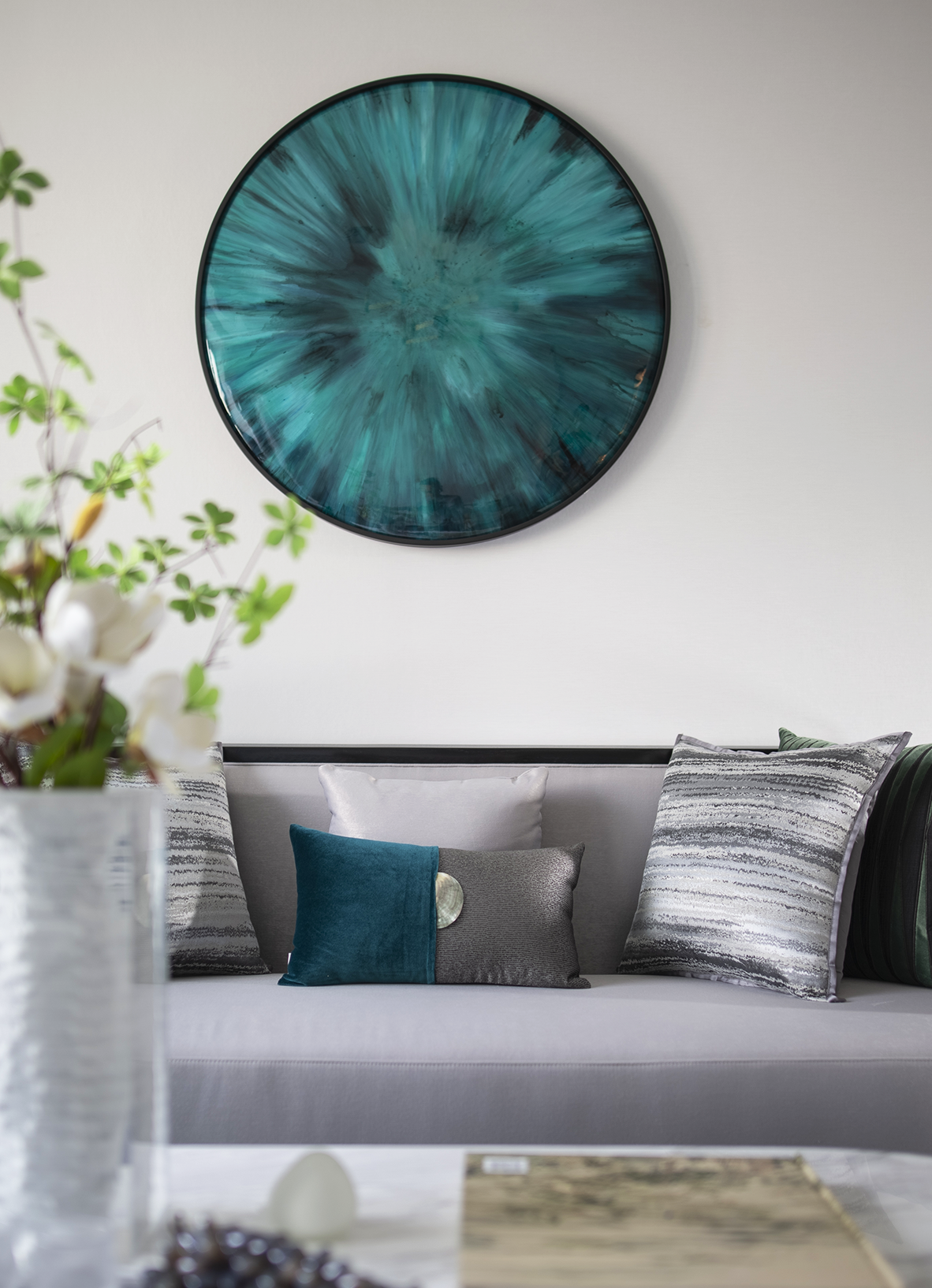 蘇州115㎡新中式兩居，黑白灰點綴孔雀綠，從客廳美到臥室！