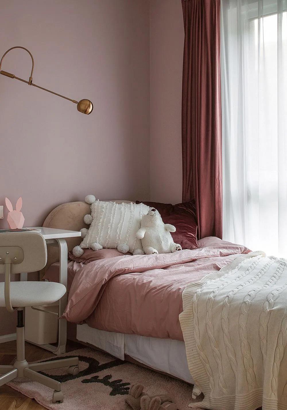 客廳去電視化，78㎡三口之家書墻+休閑吧，好看又實用