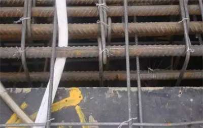 受拉鋼筋和受壓鋼筋怎樣區分